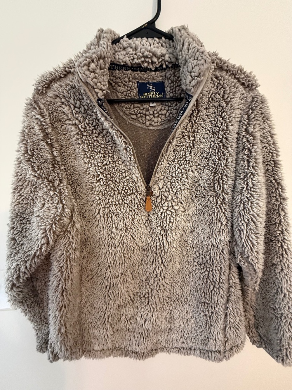 Simply Southern Women’s Medium Sherpa Fleece Quarter Zip Pullover Gray